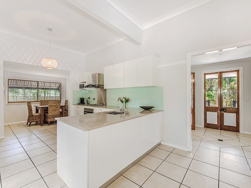 11 Lenske Lane, Cooran QLD 4569