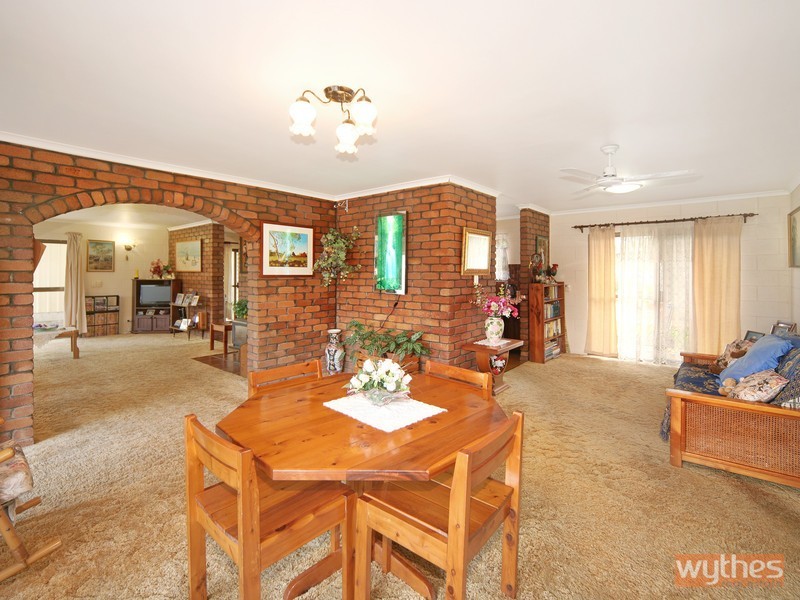 22 Oak Street, Cooroy QLD 4563