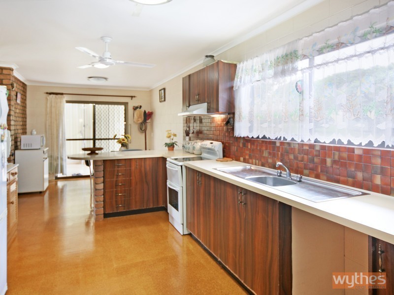22 Oak Street, Cooroy QLD 4563