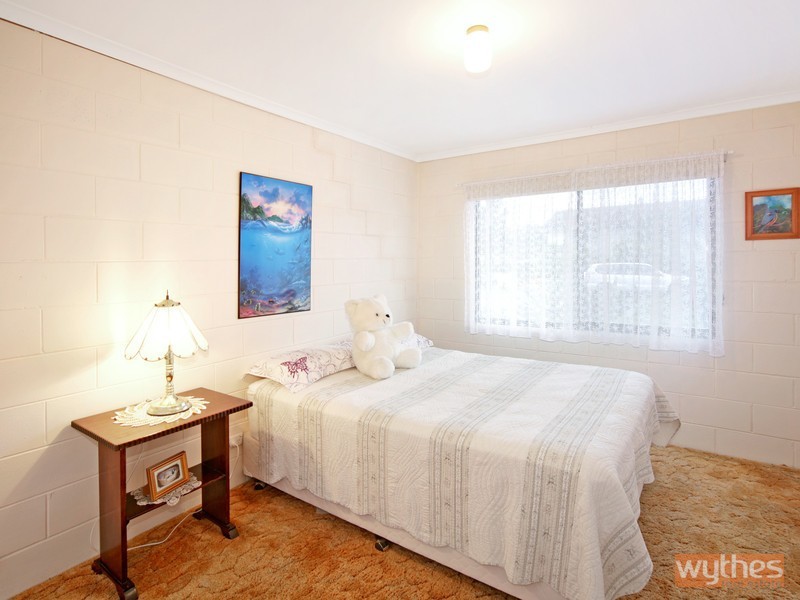 22 Oak Street, Cooroy QLD 4563