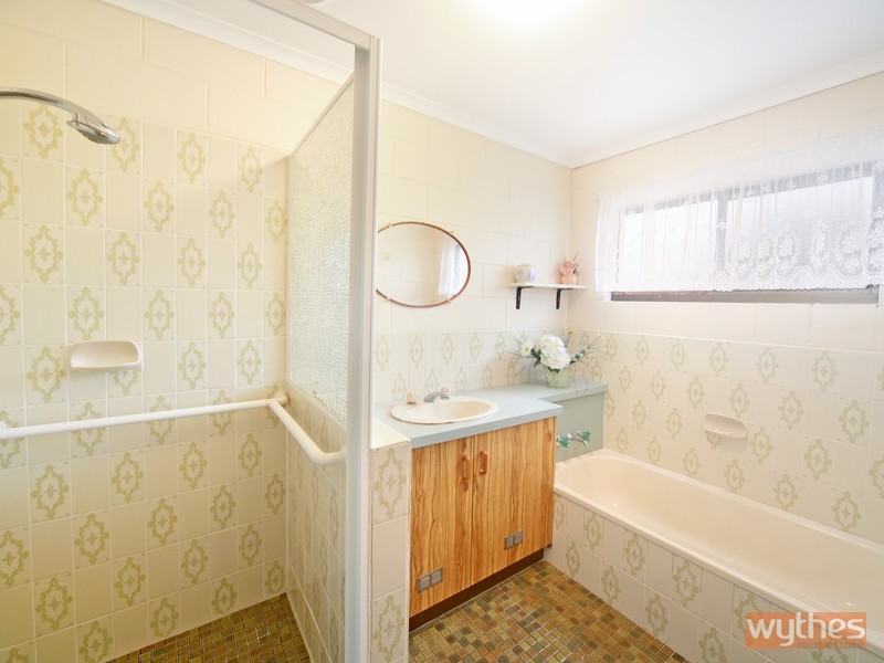22 Oak Street, Cooroy QLD 4563