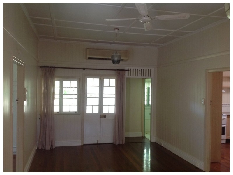 21 Church Street, Pomona QLD 4568