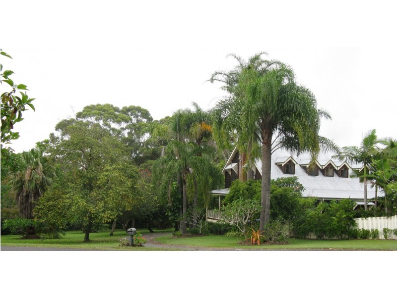 2 Pacific View Drive, Tinbeerwah QLD 4563