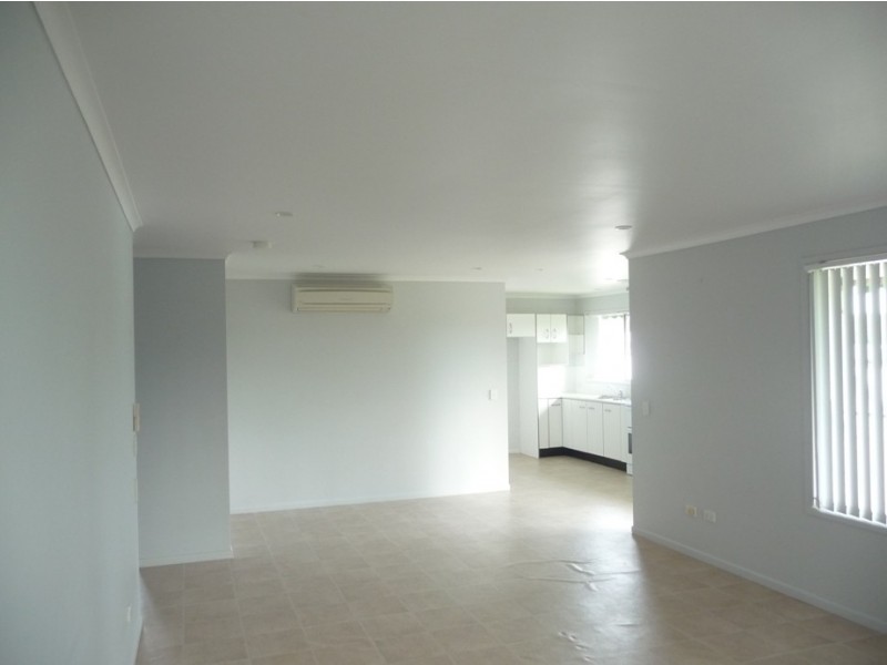 42 Wattle Street, Cooroy QLD 4563