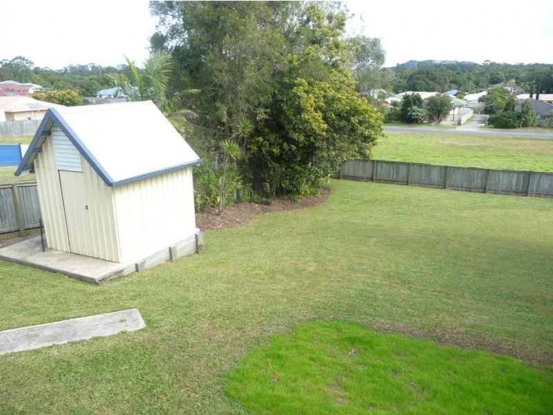 42 Wattle Street, Cooroy QLD 4563