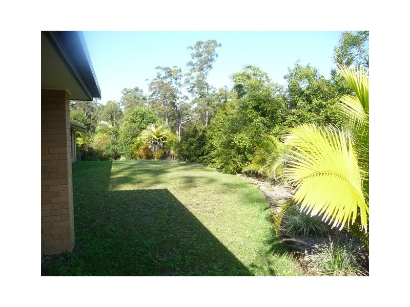 28 White Wood Court, Lake Macdonald QLD 4563