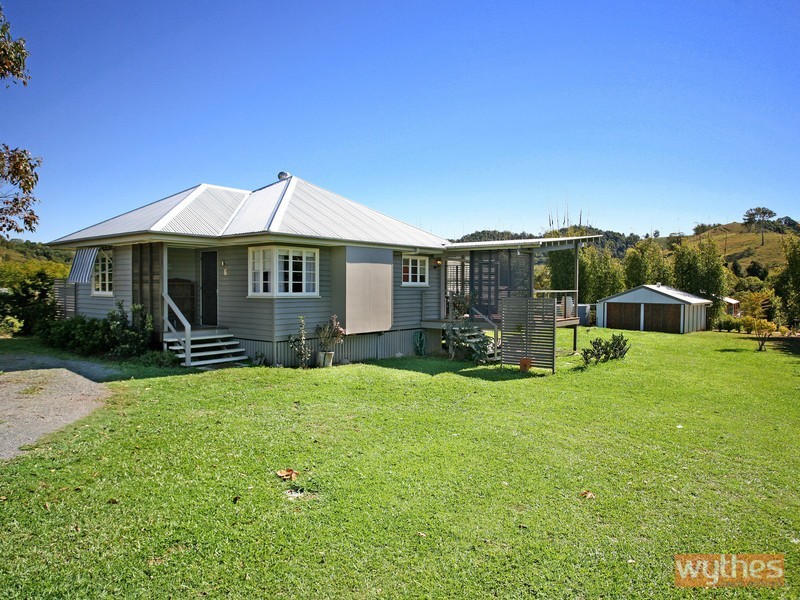 6 Watson Court, Kin Kin QLD 4571