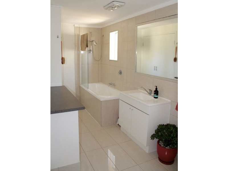815 Kenilworth Skyring Creek Road, Carters Ridge QLD 4563