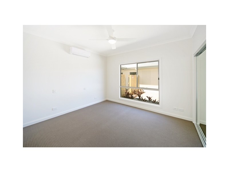 2/17 Garnet Street, Cooroy QLD 4563