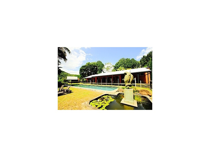 111 Lukes Rd, Cooroy Mountain QLD 4563