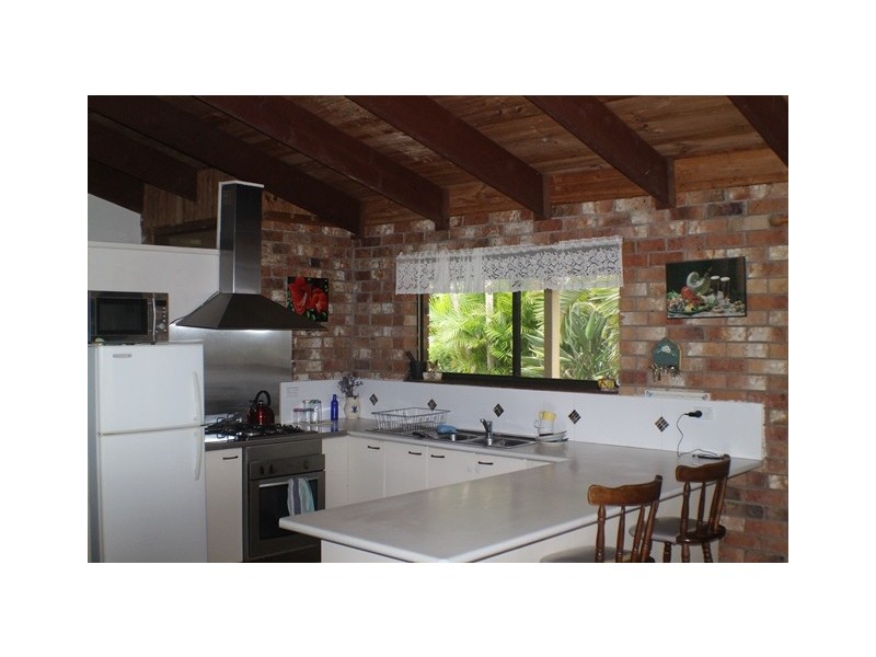 398 Tablelands Road, Cooran QLD 4569