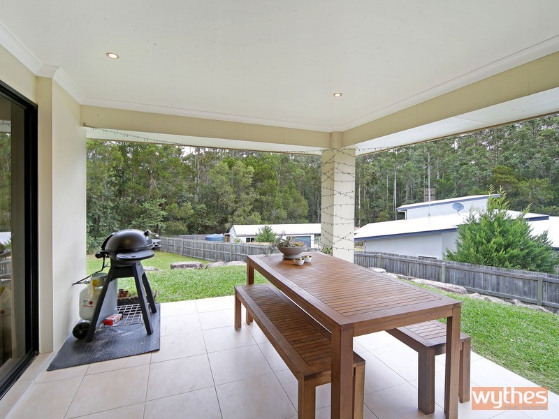 9 Friarbird Place, Pomona QLD 4568