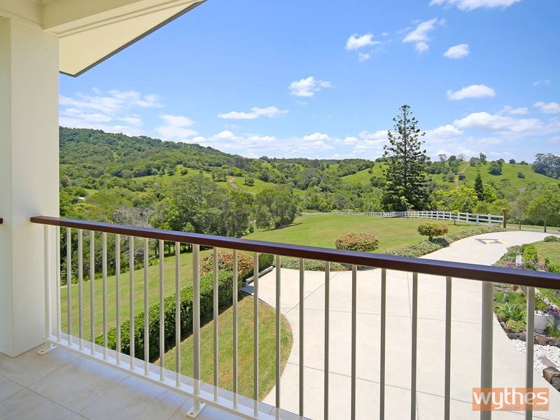 35 Booyong Drive, Black Mountain QLD 4563