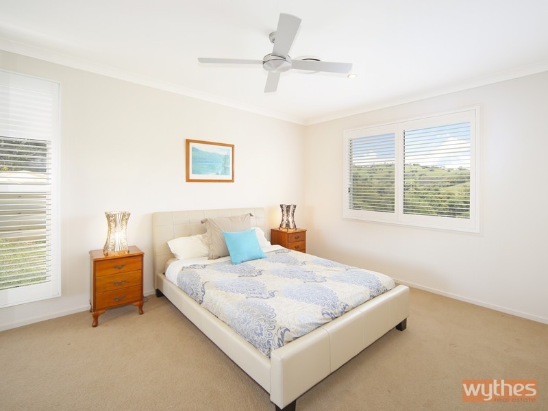 35 Booyong Drive, Black Mountain QLD 4563