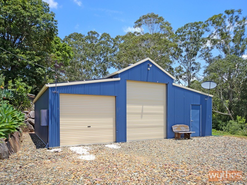 35 Booyong Drive, Black Mountain QLD 4563