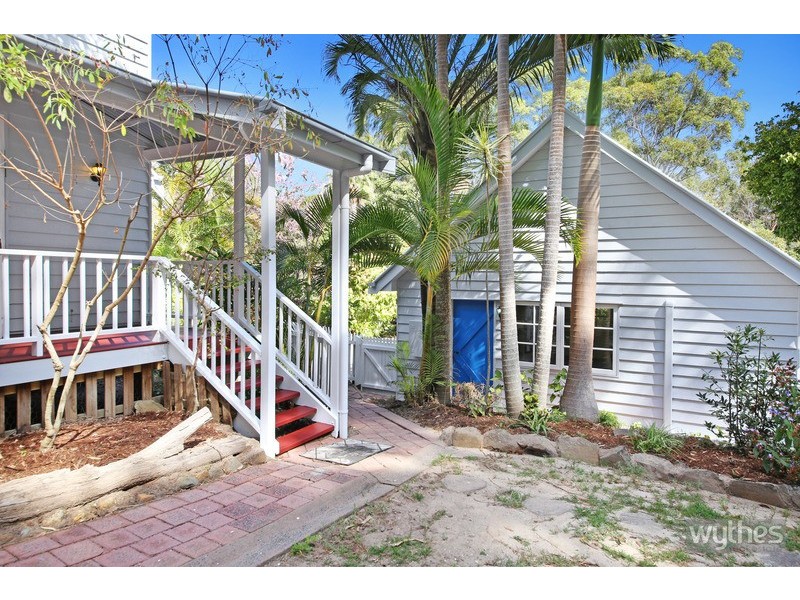 2 Pacific View Drive, Tinbeerwah QLD 4563