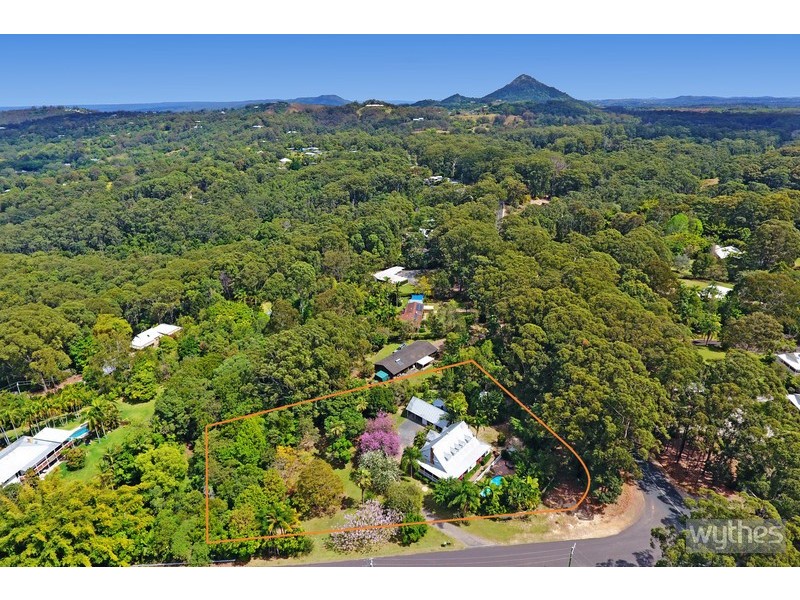 2 Pacific View Drive, Tinbeerwah QLD 4563
