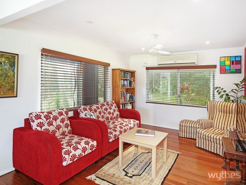 41 Grange Road, Lake Macdonald QLD 4563