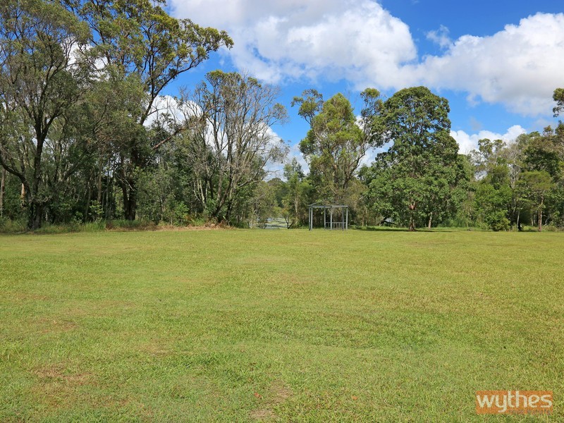 41 Grange Road, Lake Macdonald QLD 4563
