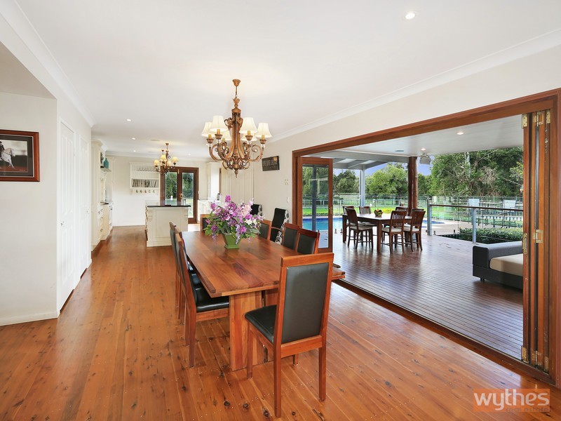 31 Hamilton Road, Lake Macdonald QLD 4563