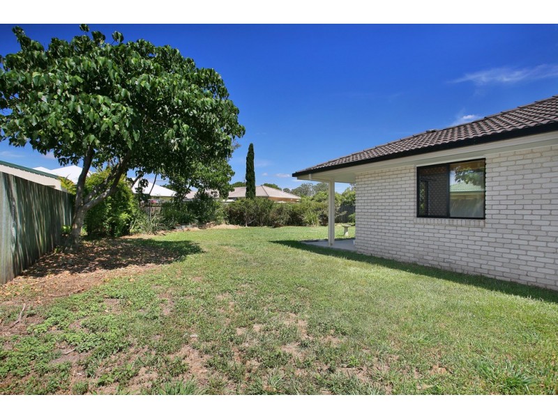 53 Oak Street, Cooroy QLD 4563