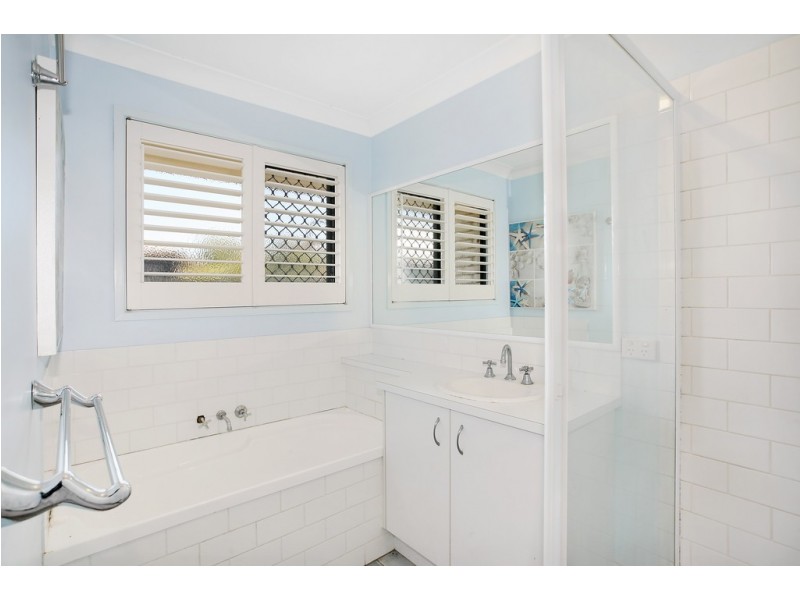 53 Oak Street, Cooroy QLD 4563