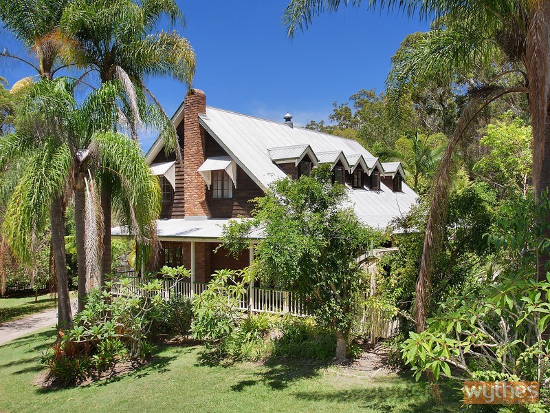 2 Pacific View Drive, Tinbeerwah QLD 4563