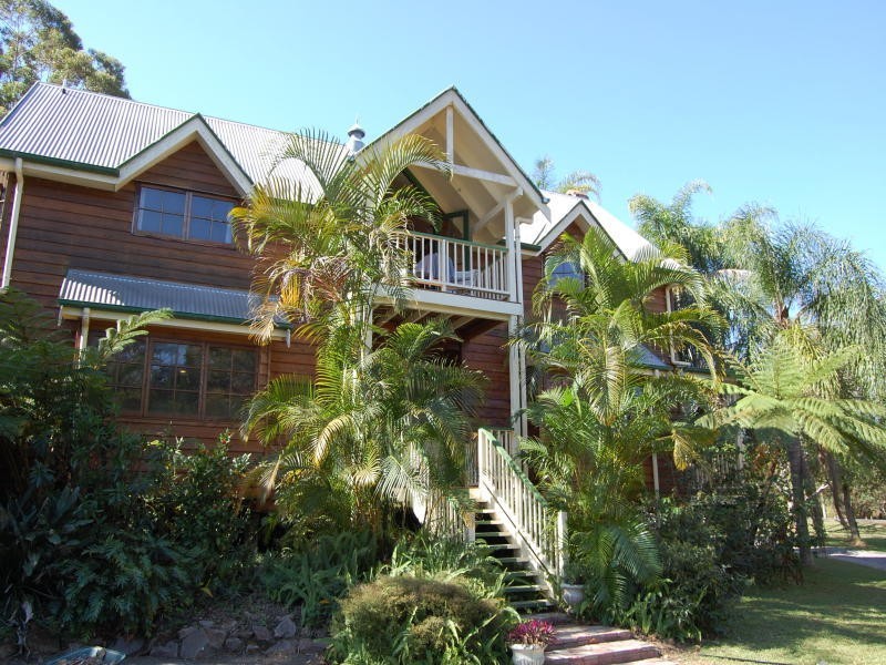 2 Pacific View Drive, Tinbeerwah QLD 4563