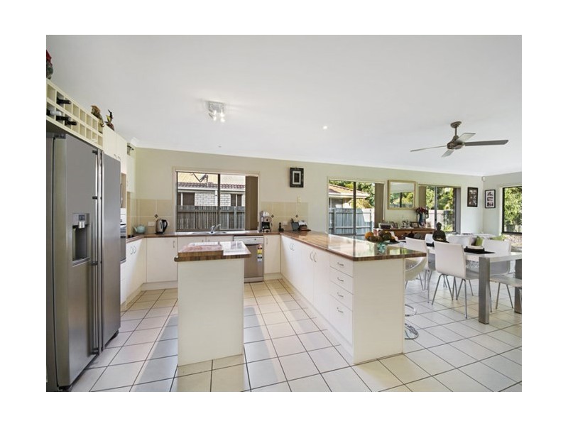 29 Ashgrove Drive, Cooroy QLD 4563