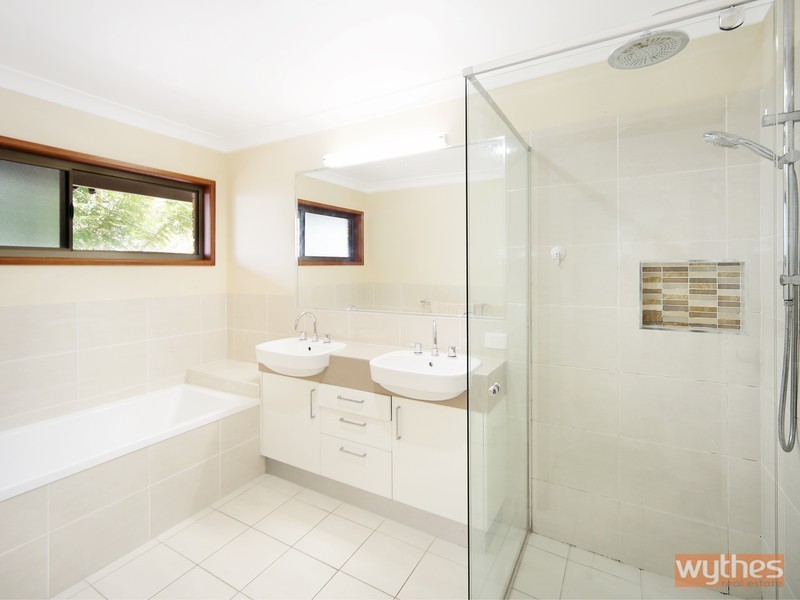 659 Black Mountain Road, Black Mountain QLD 4563