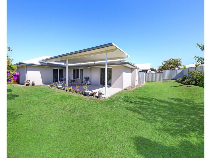 6 Straker Drive, Cooroy QLD 4563