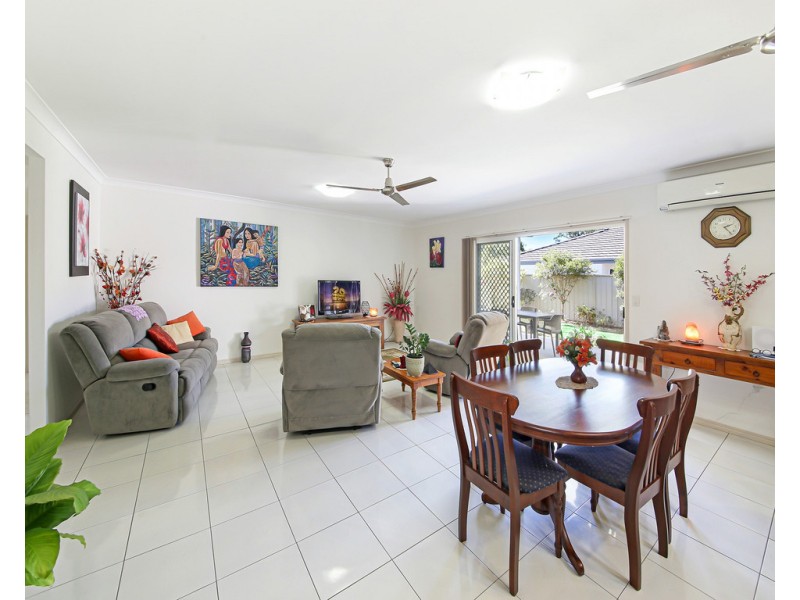 6 Straker Drive, Cooroy QLD 4563