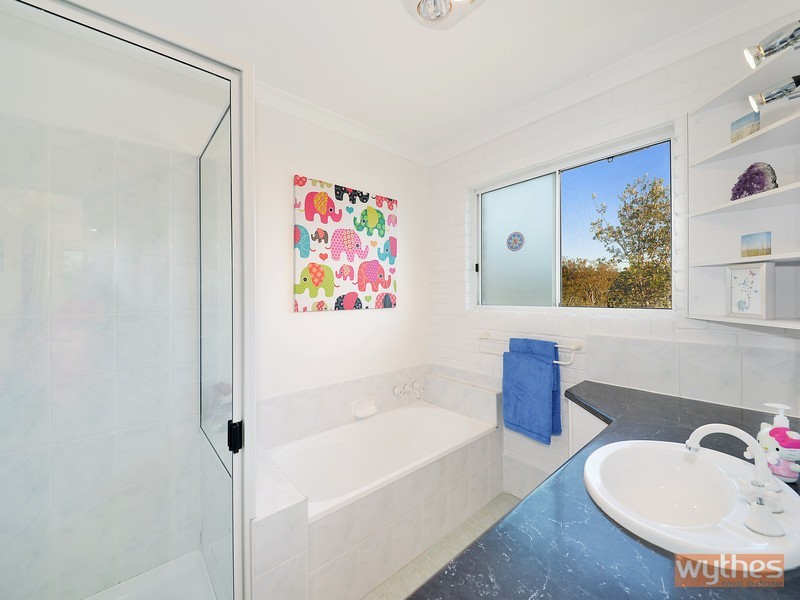 14 Stockman Court, Pomona QLD 4568