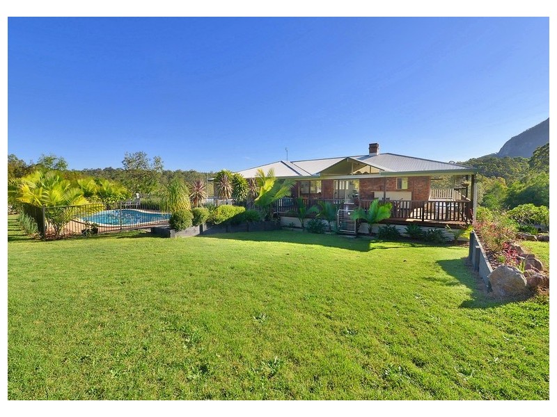 14 Stockman Court, Pomona QLD 4568