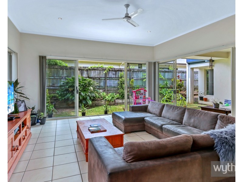 35 Riviera Crescent, Peregian Springs QLD 4573
