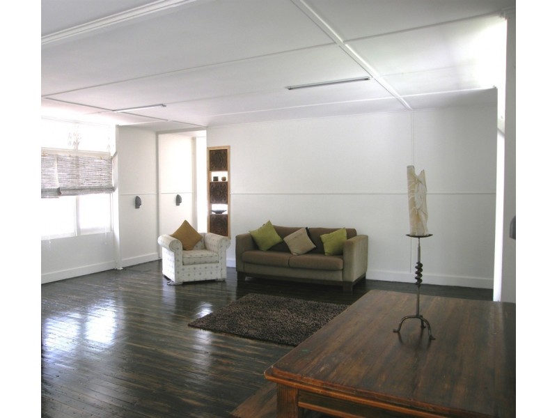 33 Gwandalan Road, Lake Macdonald QLD 4563