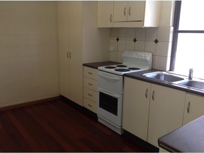 2/10 Emerald Street, Cooroy QLD 4563