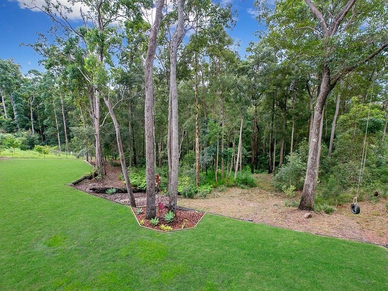 10 Forest Acres Drive, Lake Macdonald QLD 4563