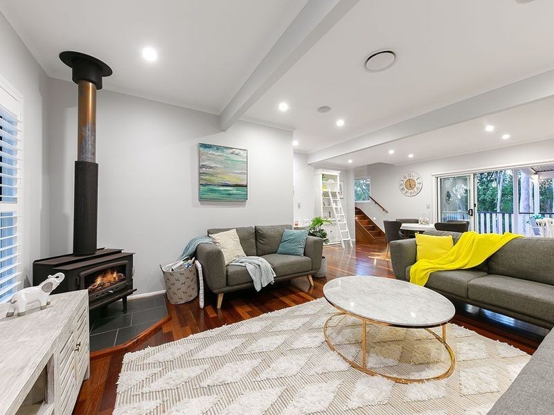 10 Forest Acres Drive, Lake Macdonald QLD 4563