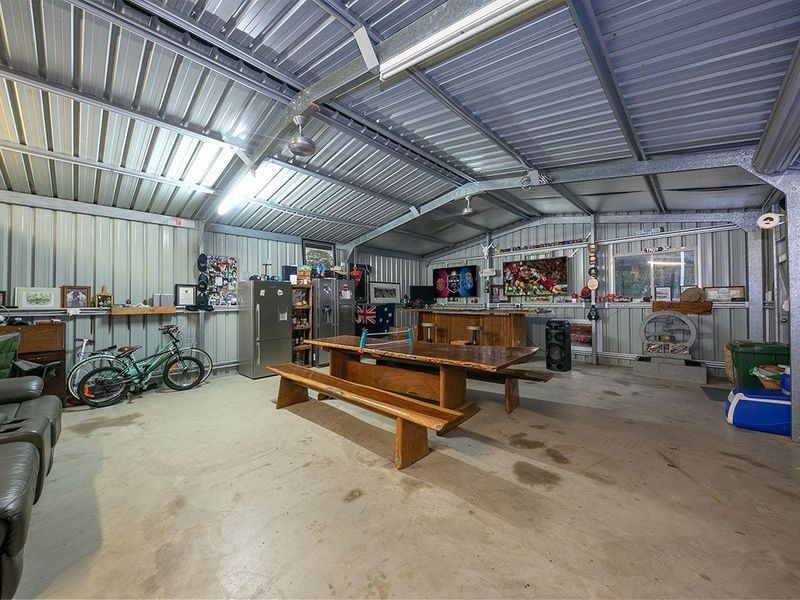 10 Forest Acres Drive, Lake Macdonald QLD 4563