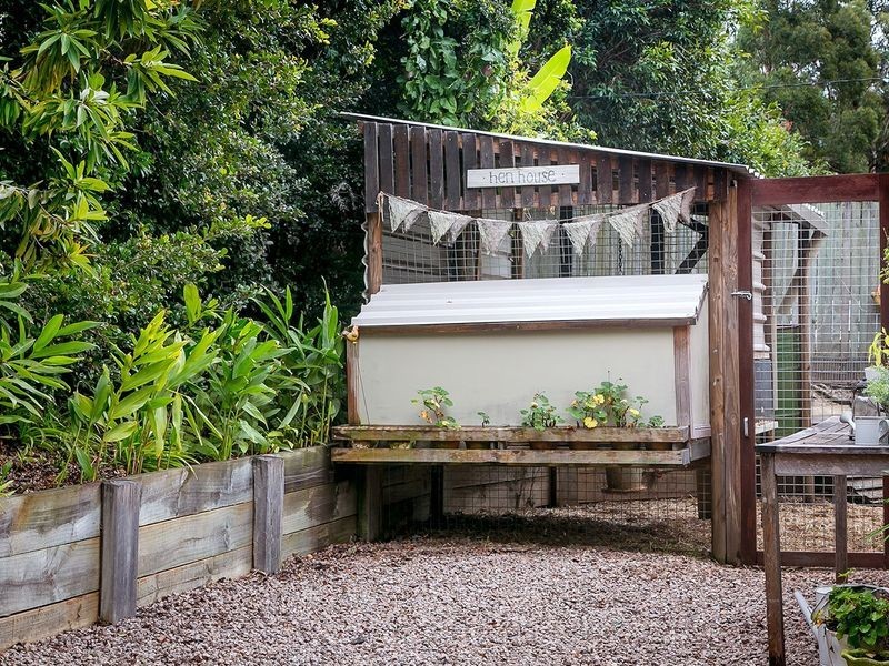 10 Forest Acres Drive, Lake Macdonald QLD 4563