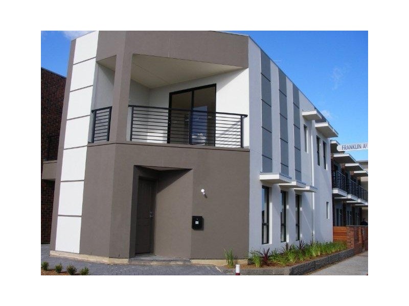 40 Cascades Place, Mawson Lakes SA 5095