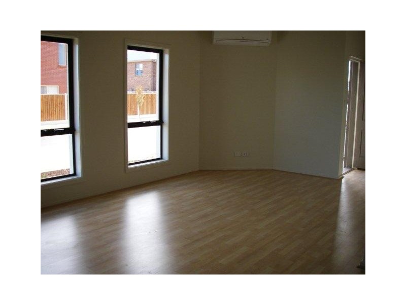 40 Cascades Place, Mawson Lakes SA 5095