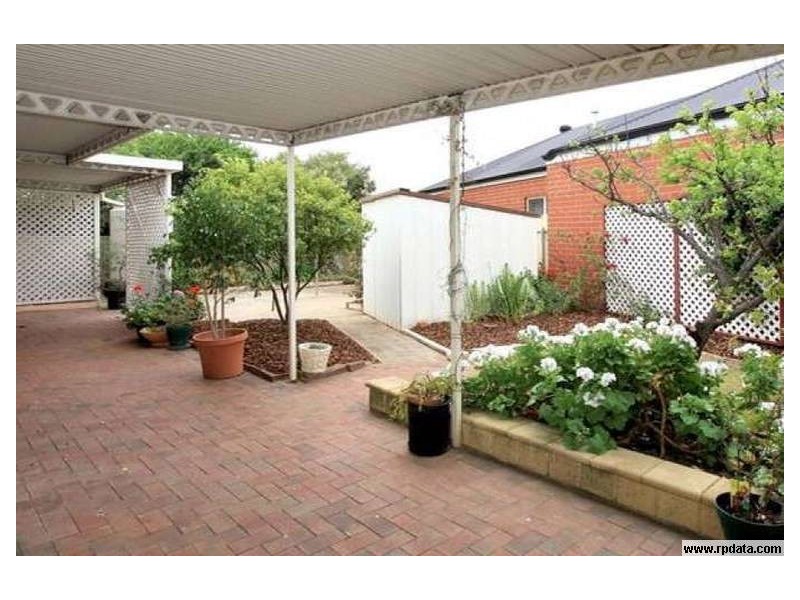 27 St Andrews Cres, Novar Gardens SA 5040