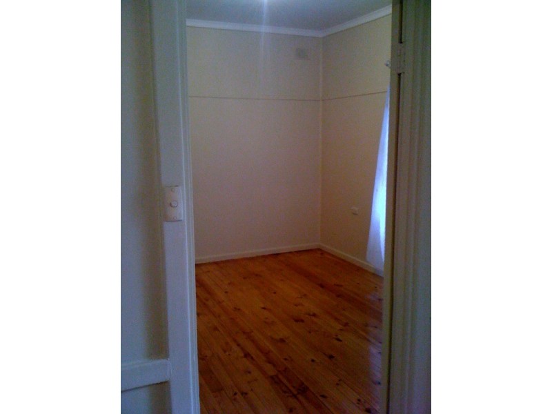 14 Johnstone Rd, Elizabeth Downs SA 5113