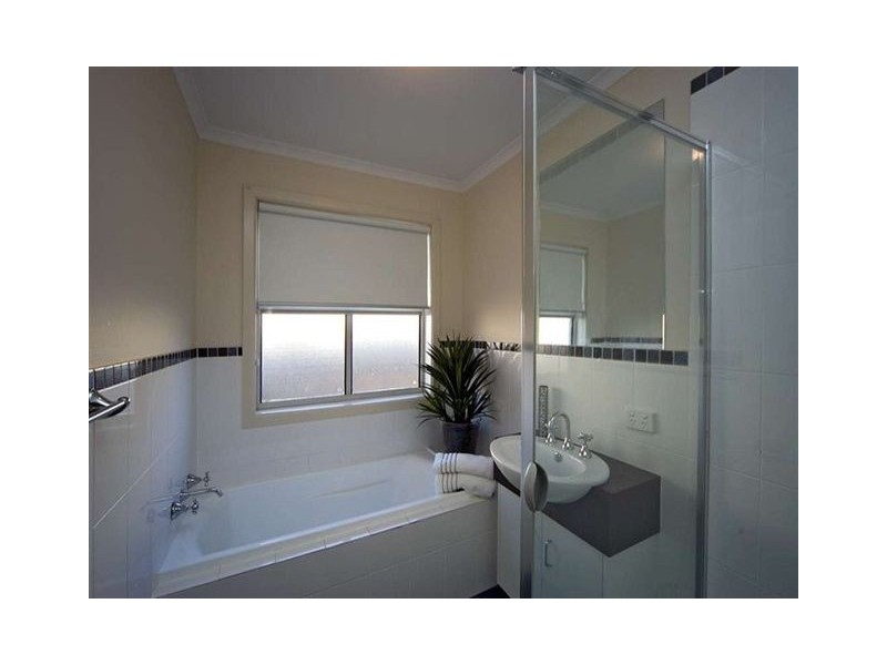 2 3-7 Banrock Place, Mawson Lakes SA 5095