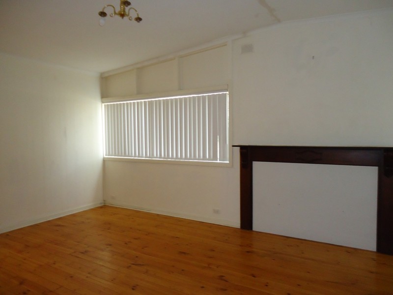 36 Hayles Rd, Elizabeth Park SA 5113