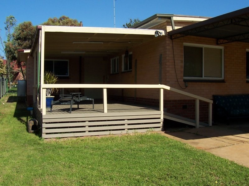36 Hayles Rd, Elizabeth Park SA 5113