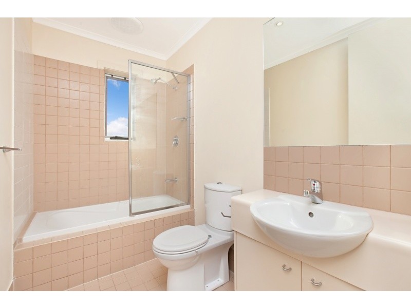 4 / 35 Warehouse Lane, Mawson Lakes SA 5095