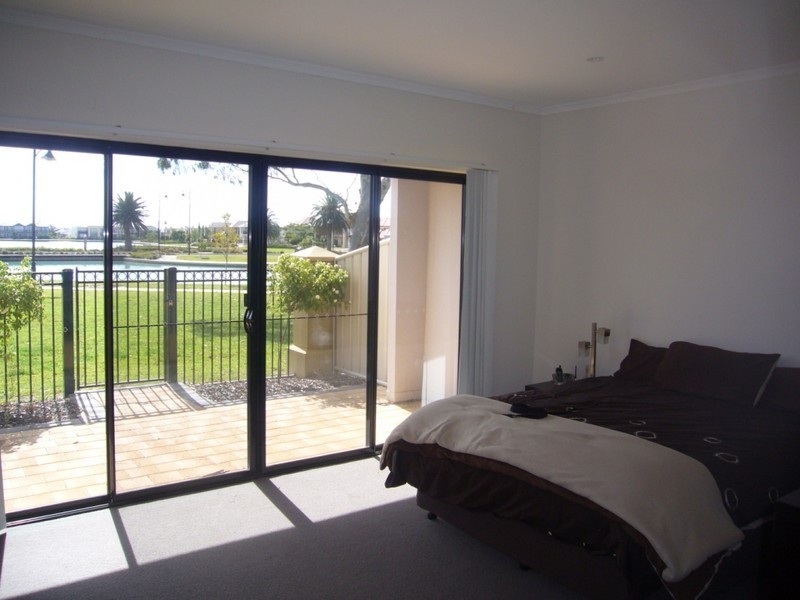 1/39 Windermere Crescent, Mawson Lakes SA 5095